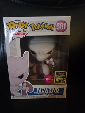 Funko Pop Pokemon Mewtwo 2020 Summer Convention Exclusive Flocked Vinyl Figure